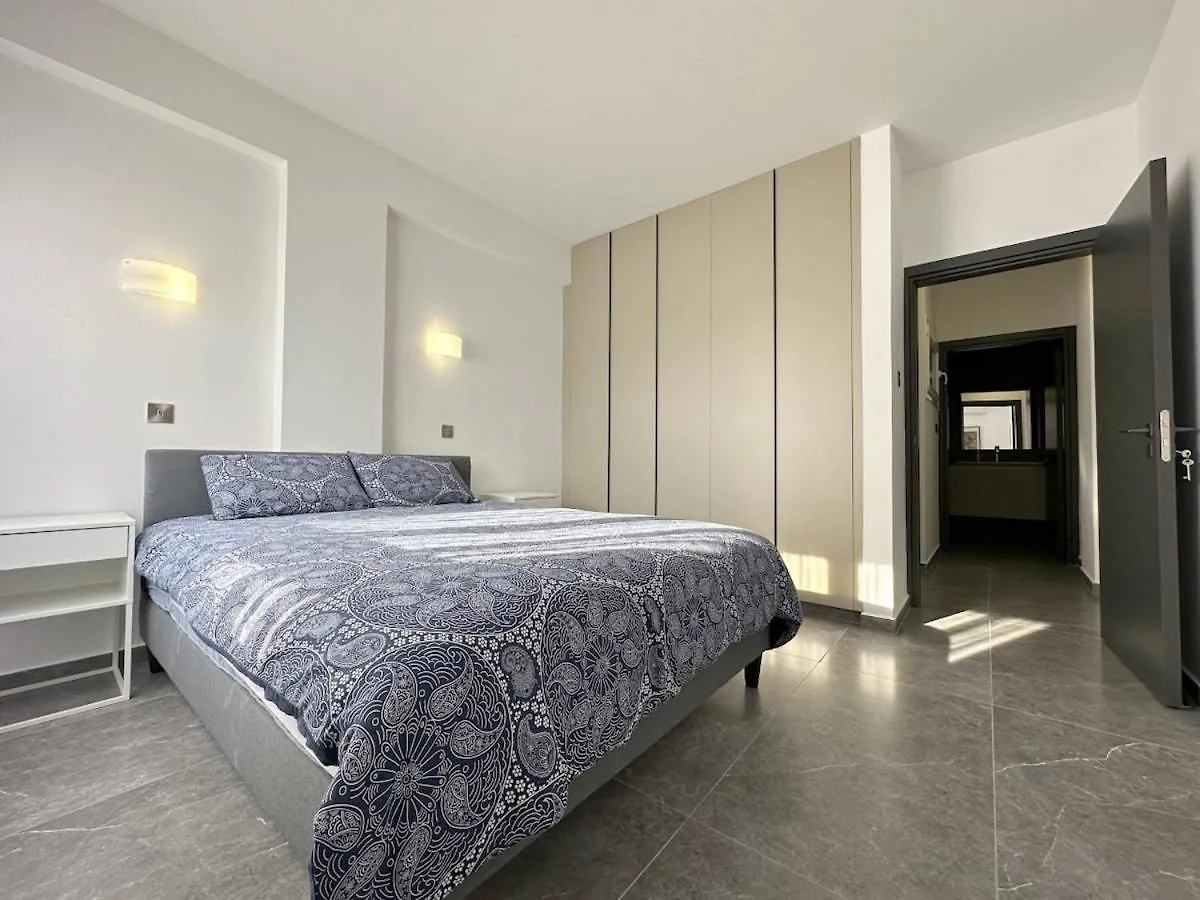 City Rendezvous 3 Bedroom Flat Larnaca Apartment